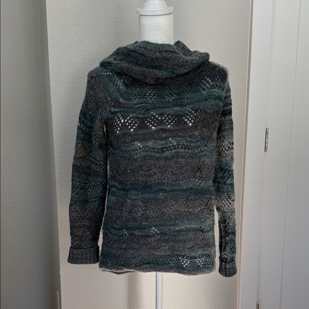 Royal Robbins Charcoal and Teal Cowl Neck Sweater